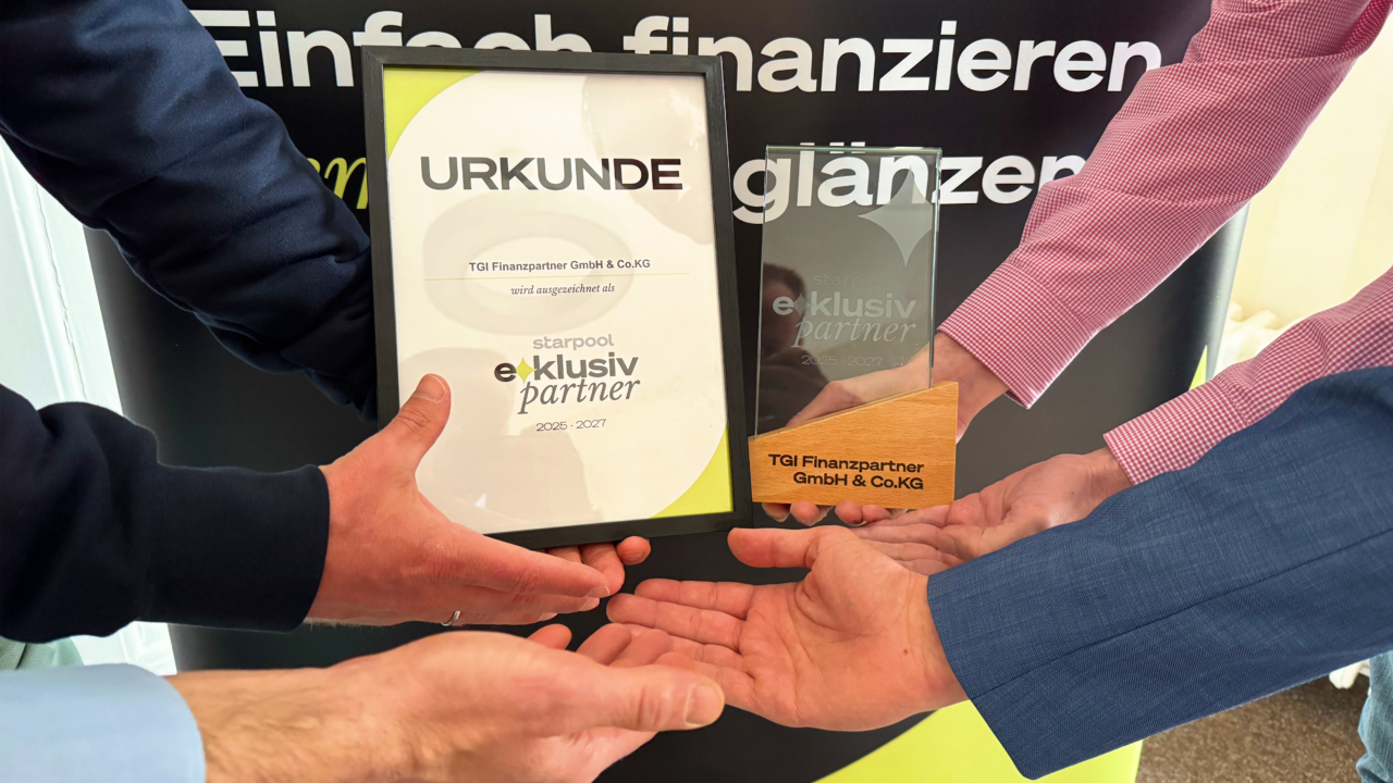 Exklusivpartner TGI Finanz Urkunde und Award